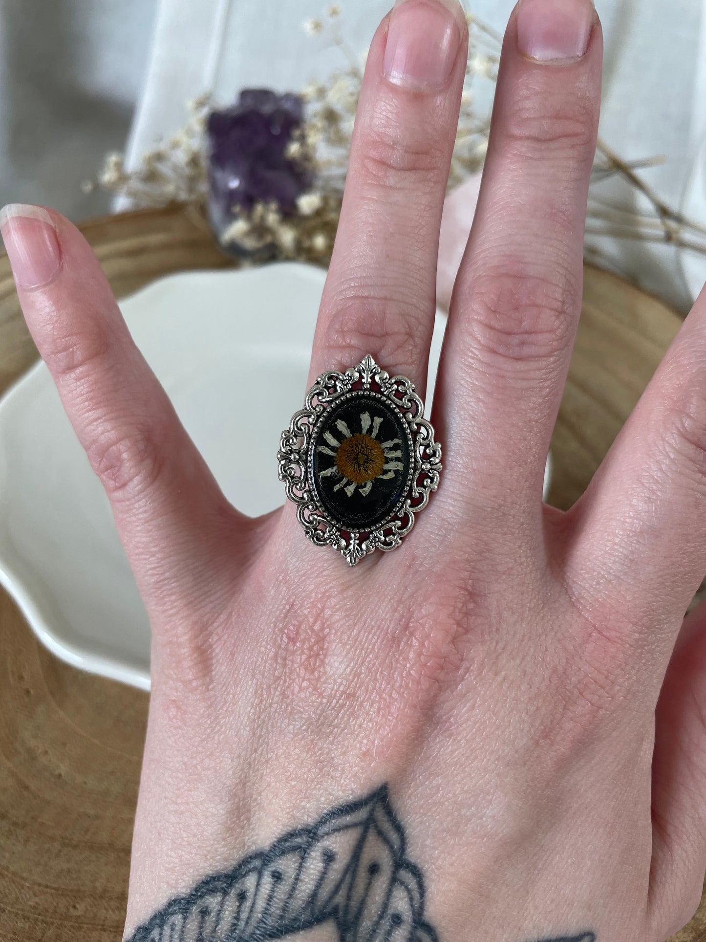 Adjustable Ring with Chamomile Flower